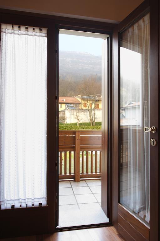 Bed and Breakfast Sentiero Valinis Fanna Zimmer foto