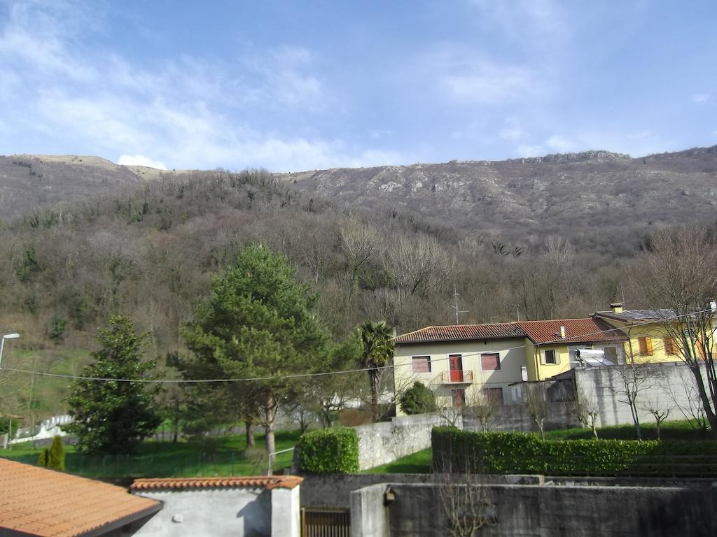 Bed and Breakfast Sentiero Valinis Fanna Zimmer foto